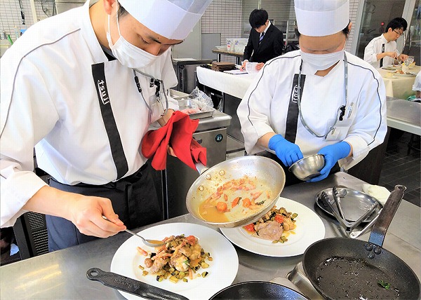 イタリア料理のコース【レストランシミュレーション実習】辻調理技術マネジメントカレッジ