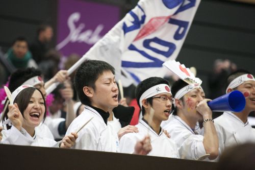 http://www.tsuji.ac.jp/shushoku/graduate/ouen.jpg