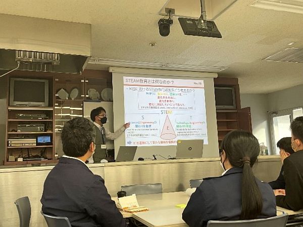 東京学芸大学のサポートでSTEAM教育についてのFD研修を実施