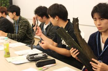 3年制のホームルームにて、北海道漁連による昆布講座を開催