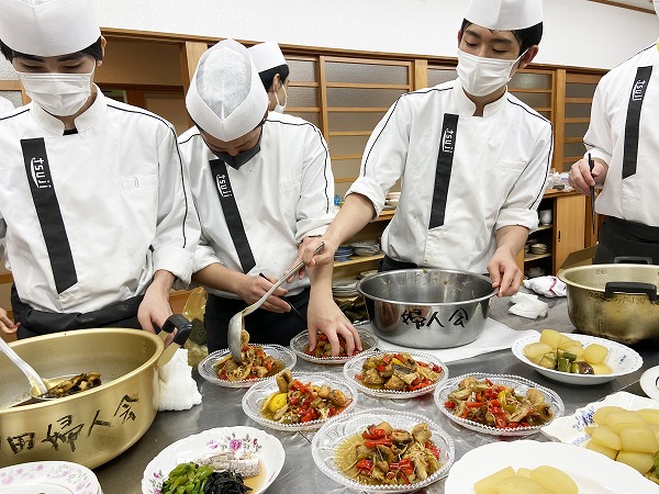「能登島の大自然から学びます！！No.2」～日本料理だけを学ぶ「日本料理学科」ブログ17～