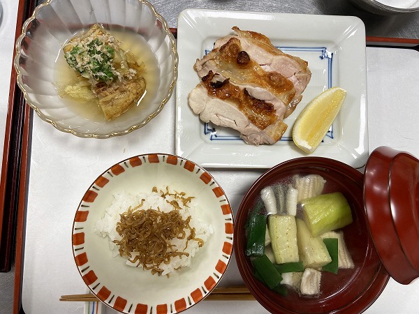 '학생들끼리 해보는 일본요리실습!' ～일본요리만을 배우는 '신설학과' 블로그 26 ～