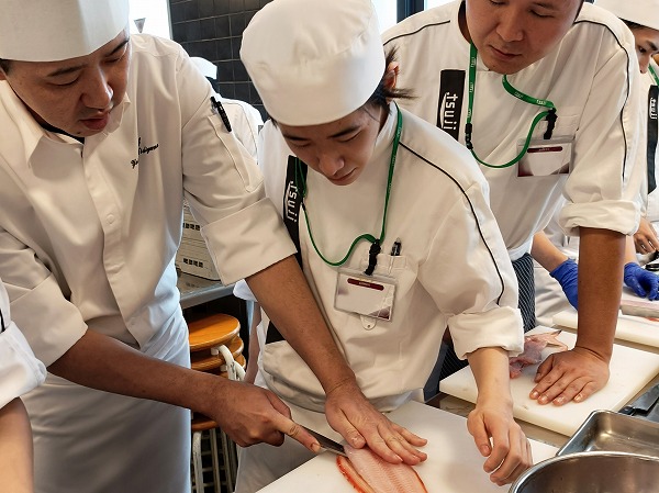 実務家教員と行う実習をのぞいてみました！