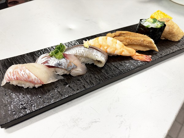 「最終目標は自分が握った寿司を提供できるようになることです！」日本料理だけを学ぶ辻調！ 日本料理本科のブログ８