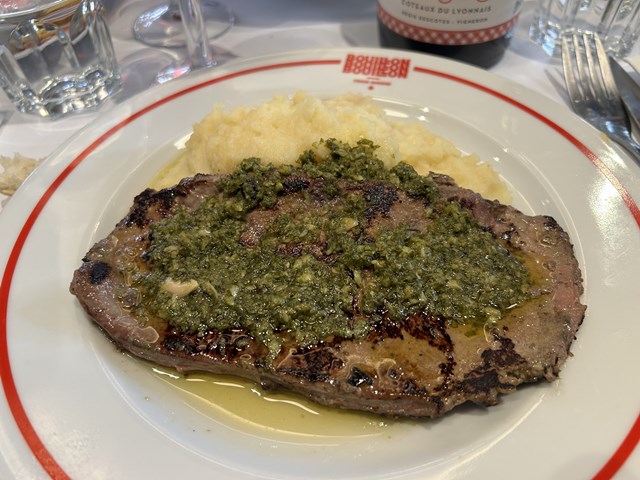 【パリで流行の大衆食堂がリヨンにも！】Bouillon Croix-Rousse（ブイヨン クロワｰルース）