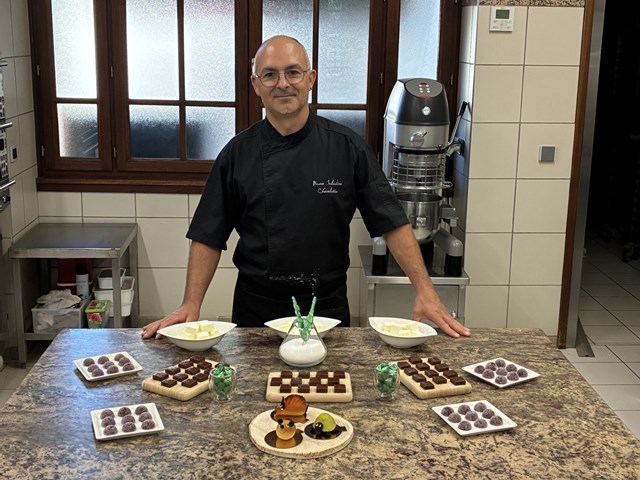 【ヴィルフランシュの名店から】製菓外来講習 M.Bruno SALADINO(ブリュノ・サラディノ氏)  Chocolaterie Bruno Saladino(ショコラトゥリー・ブリュノ・サラディノ) 
