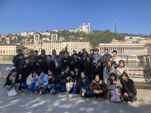 【フランスの食文化を体験】リヨン市場見学