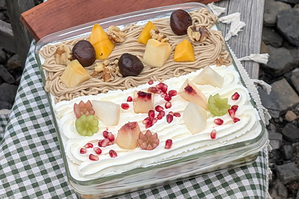 "グレーテル"のスタジオから【甲斐国の８つの宝のスコップケーキ】