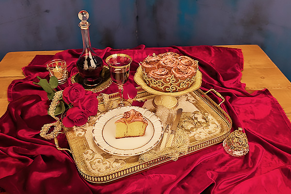 "グレーテル"のスタジオから【イザベラ・デステのバラのケーキ】