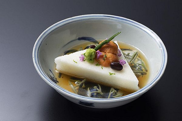 和食WEBマガジンWA・TO・BI　日本料理のことば「水無月（みなづき）」